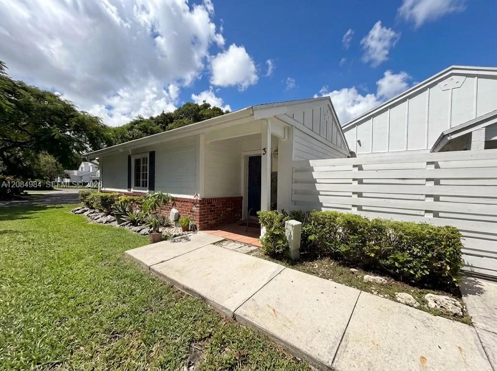 13790 SW 147th Cir Ln # 3-9, Miami, FL 33186