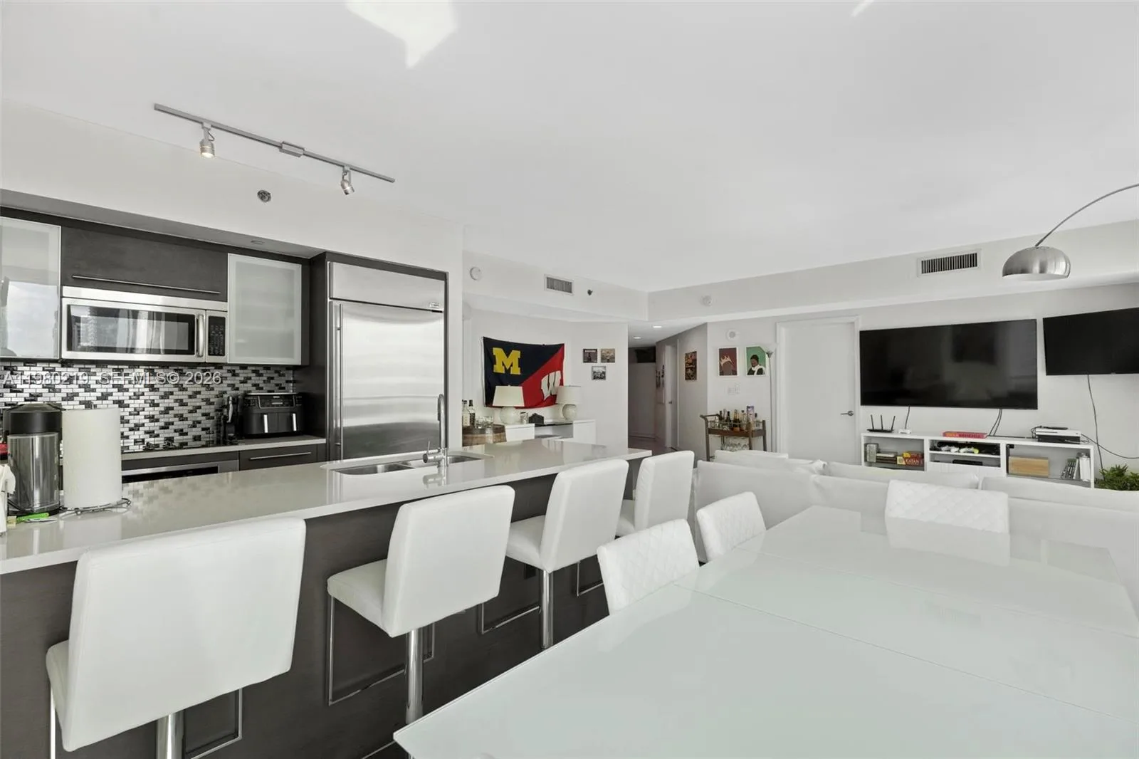 55 SE 6th St # 3102, Miami, FL 33131 photo 5
