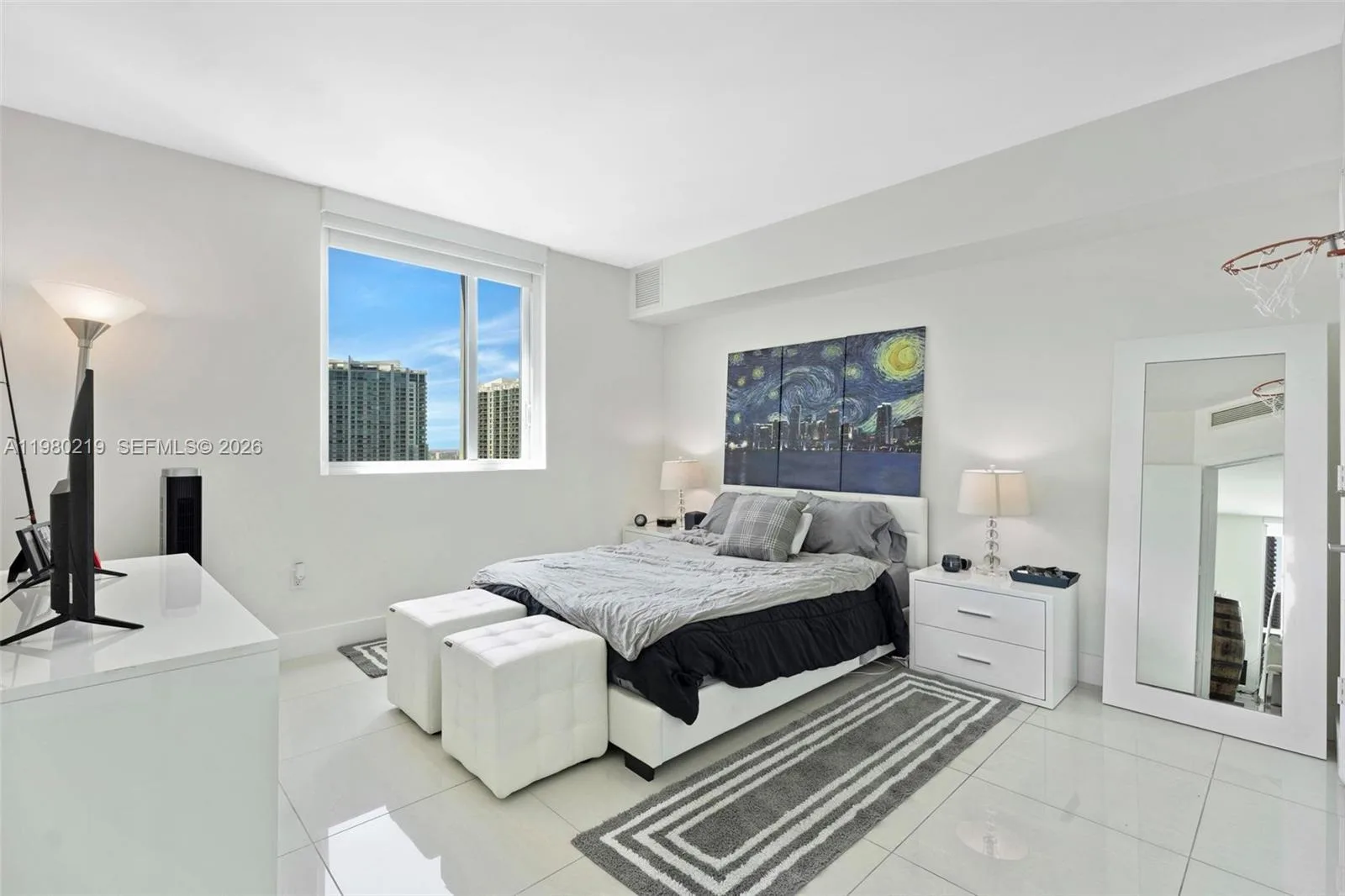 55 SE 6th St # 3102, Miami, FL 33131 photo 9
