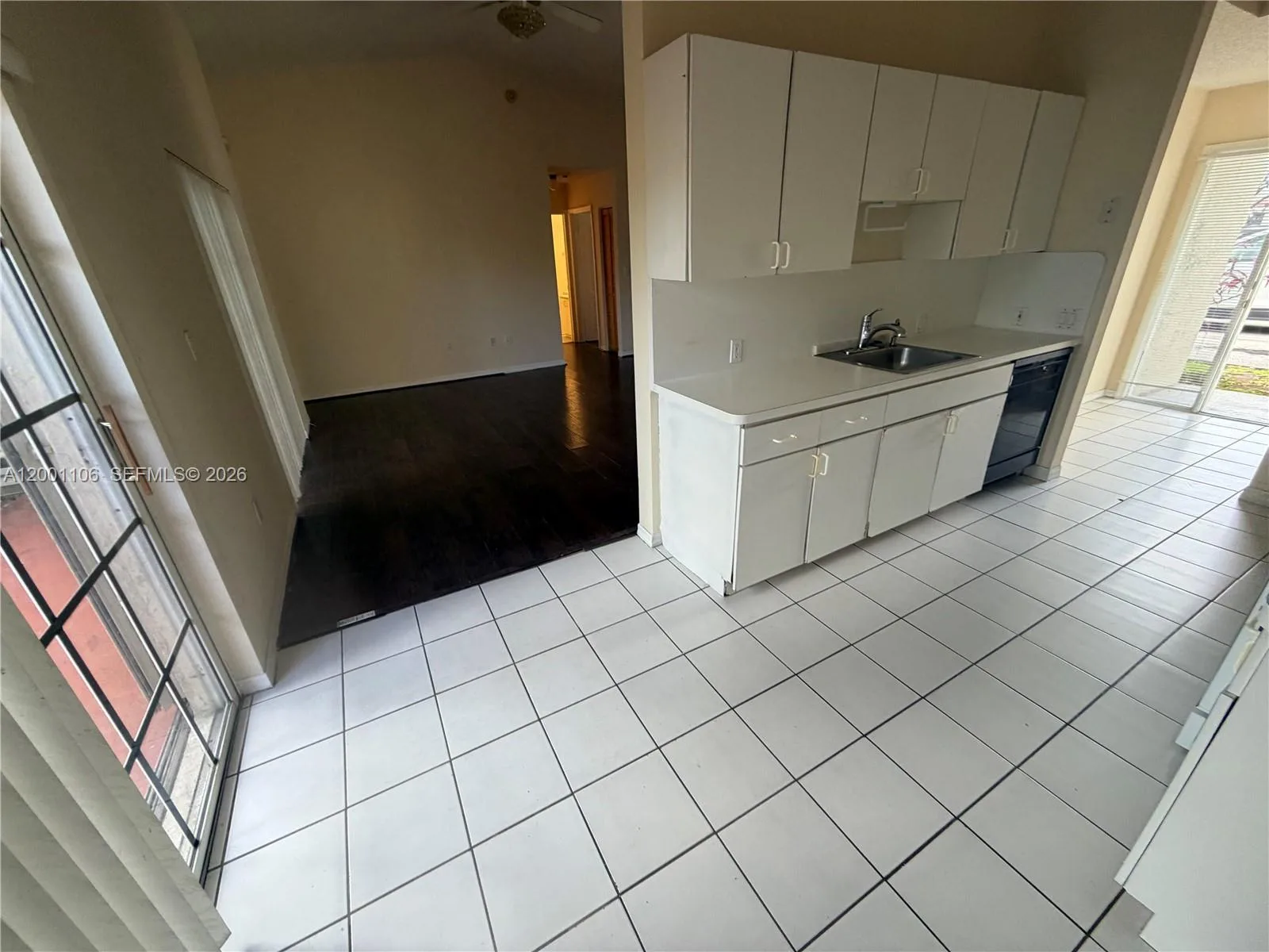 960 NE 214th Ln # 960-04, Miami, FL 33179 photo 11
