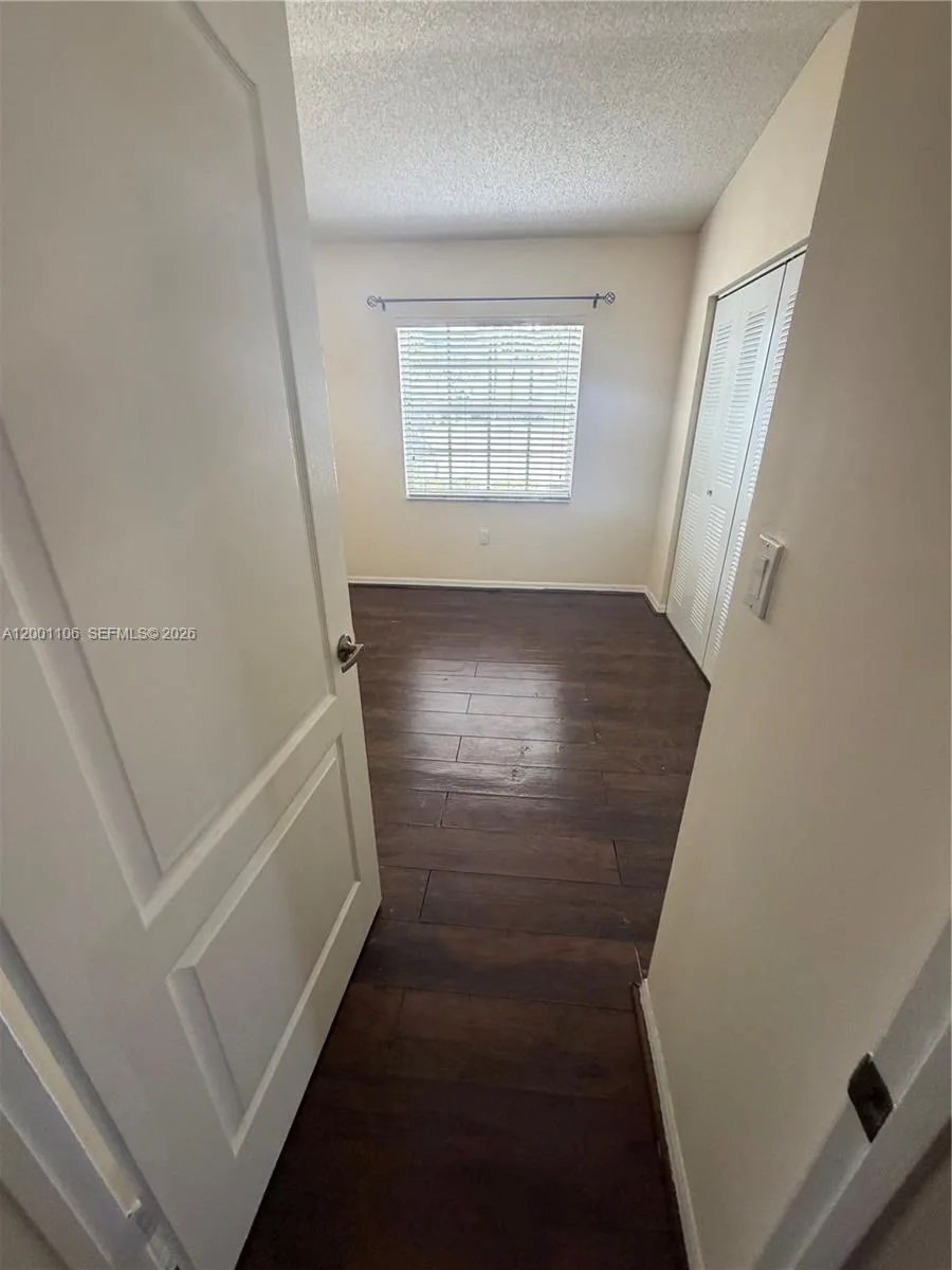 960 NE 214th Ln # 960-04, Miami, FL 33179 photo 5