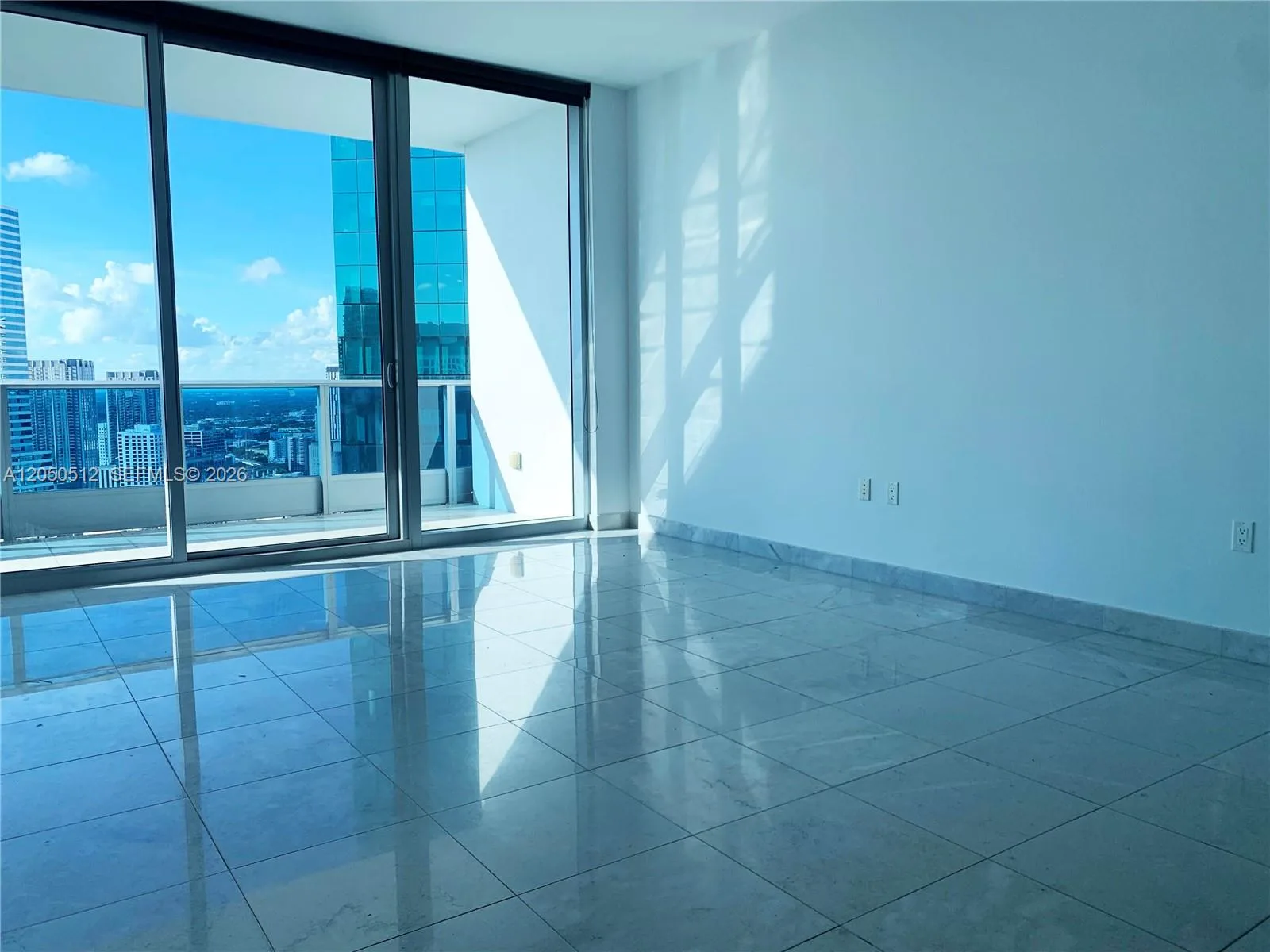 200 Biscayne Boulevard Way # 4412, Miami, FL 33131 photo 10