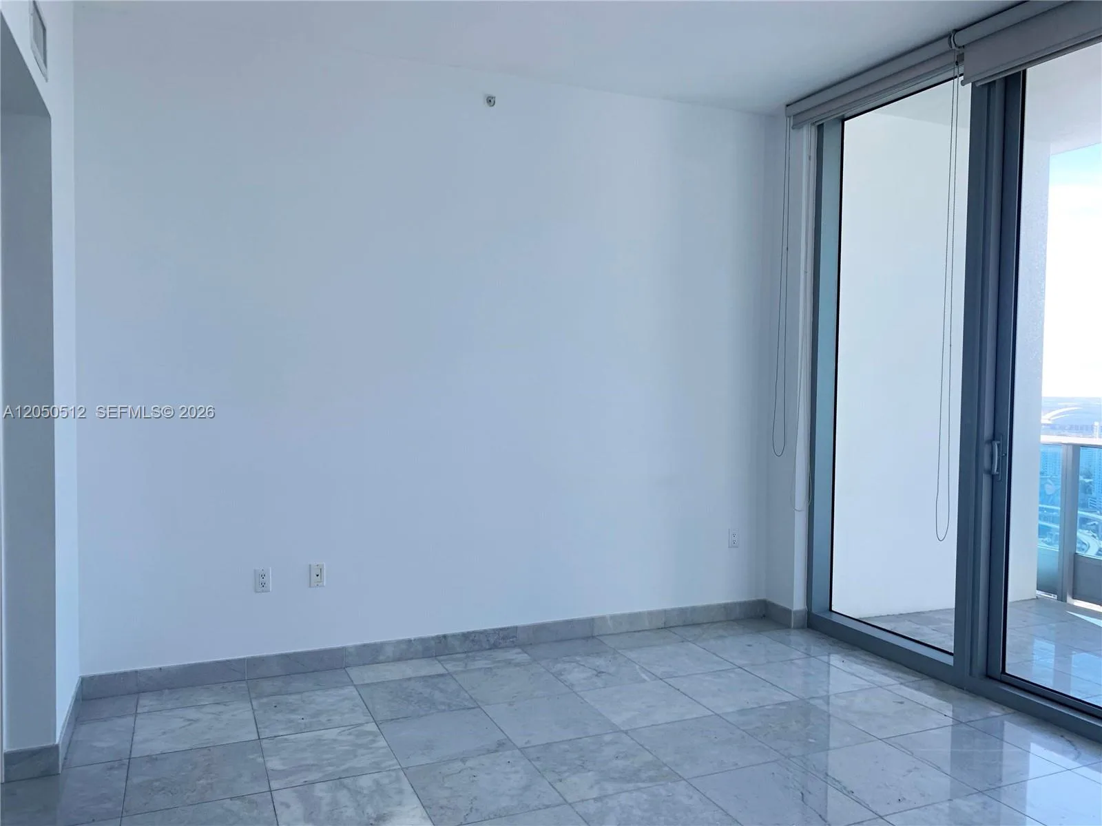 200 Biscayne Boulevard Way # 4412, Miami, FL 33131 photo 12