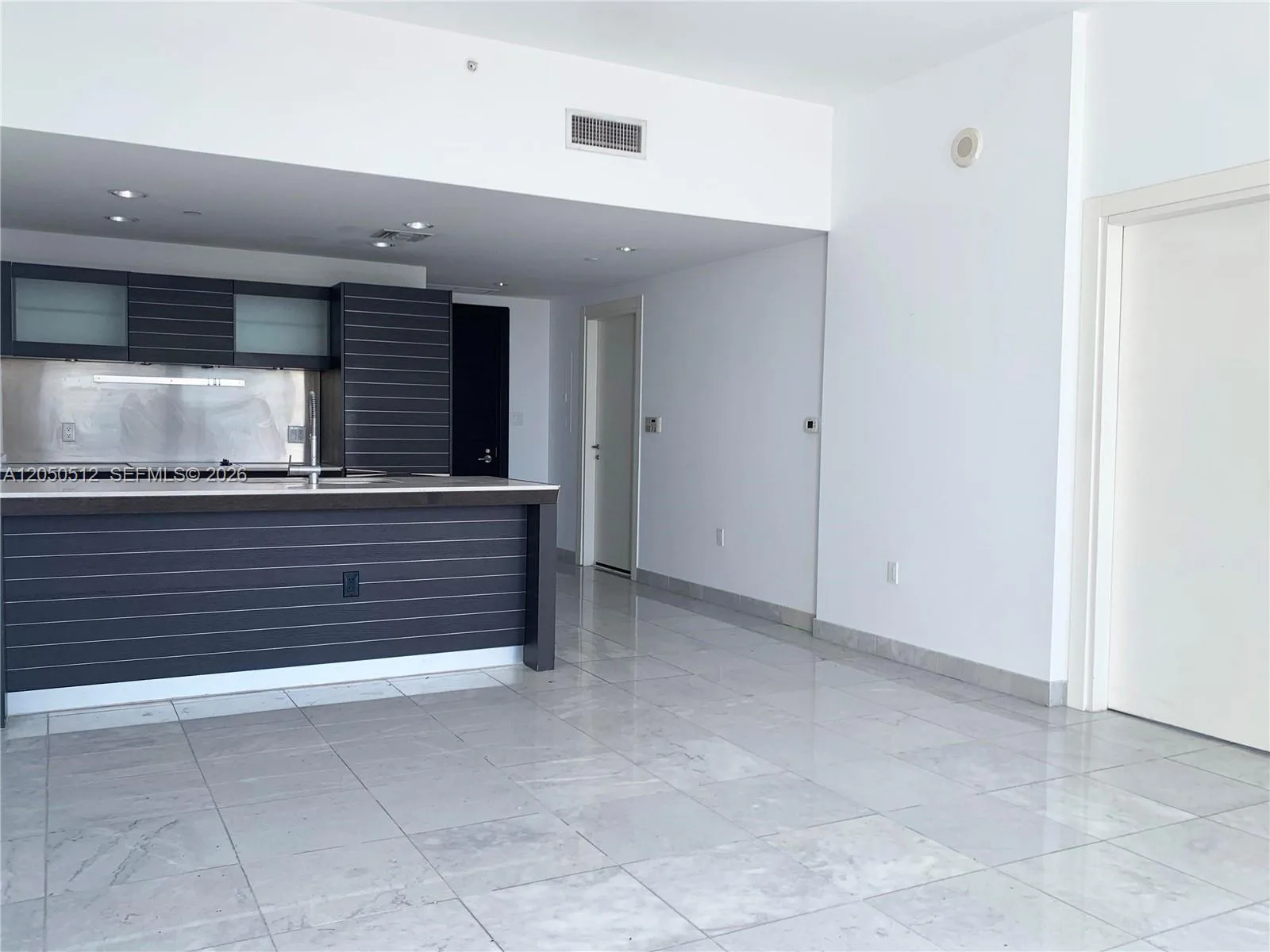 200 Biscayne Boulevard Way # 4412, Miami, FL 33131 photo 4