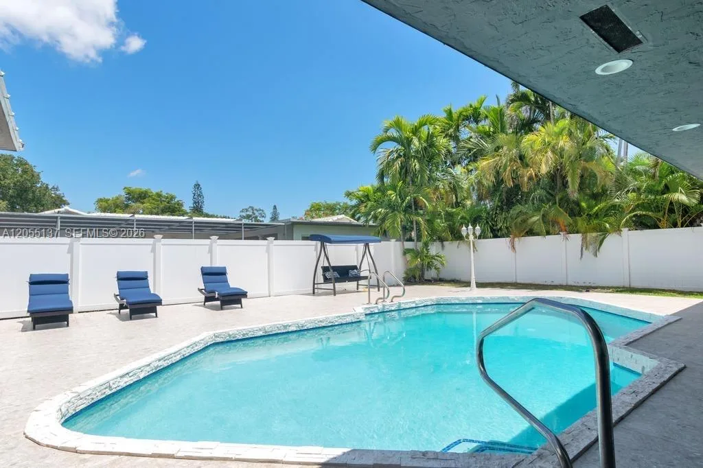 3321 N 37th St, Hollywood, FL 33021 photo 12