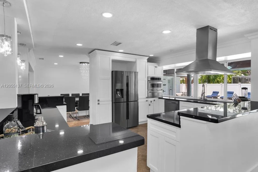 3321 N 37th St, Hollywood, FL 33021 photo 8
