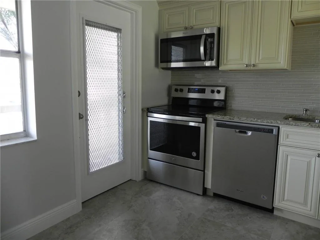 4650 Washington Street # 207, Hollywood, FL 33021 photo 4