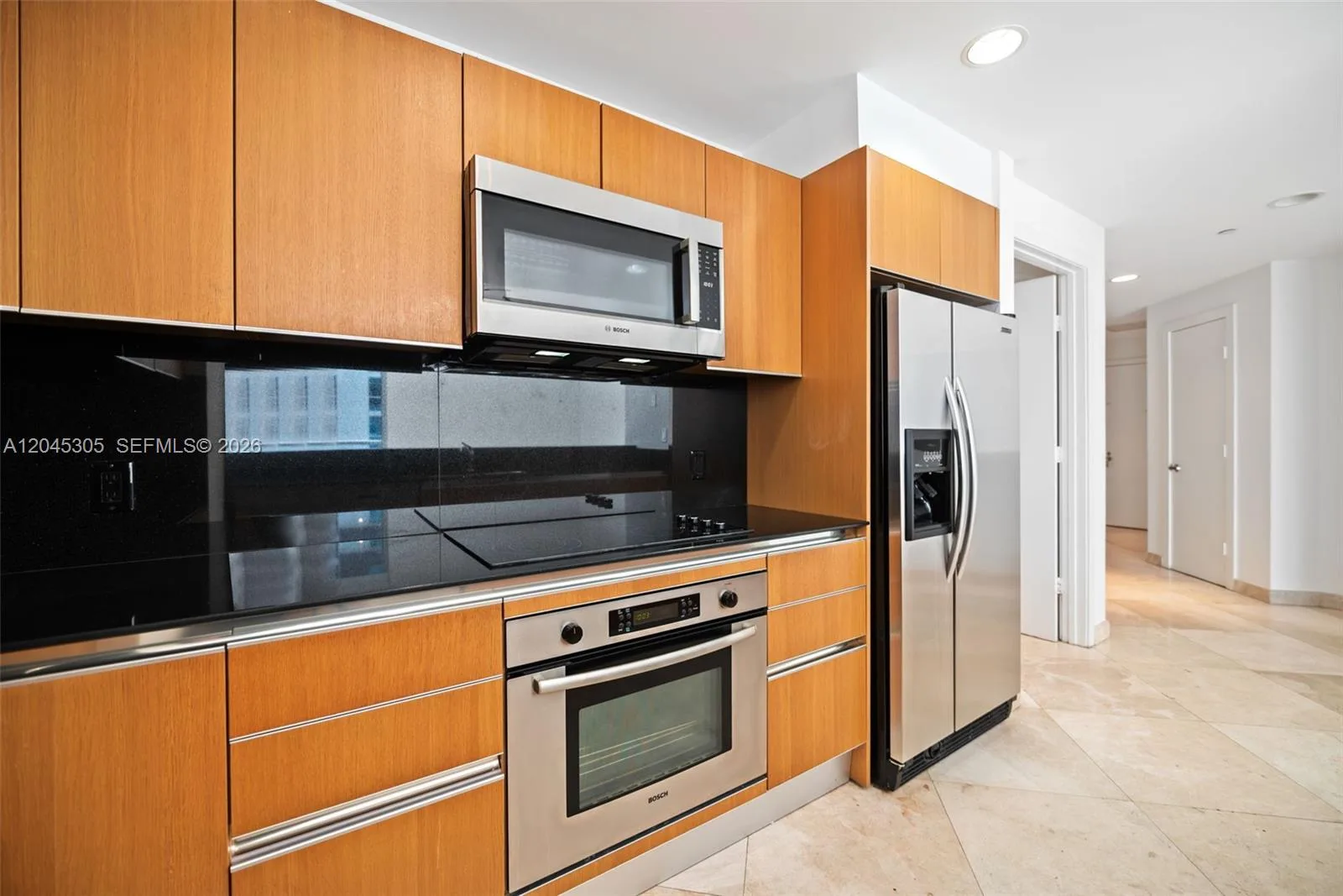 1050 Brickell Ave # 3314, Miami, FL 33131 photo 6