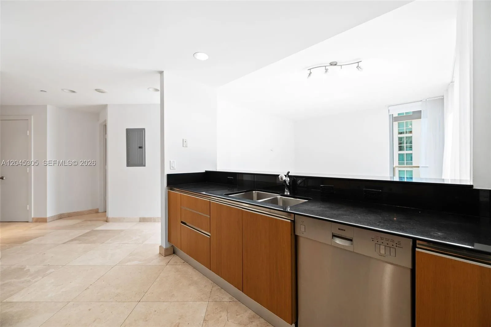 1050 Brickell Ave # 3314, Miami, FL 33131 photo 8