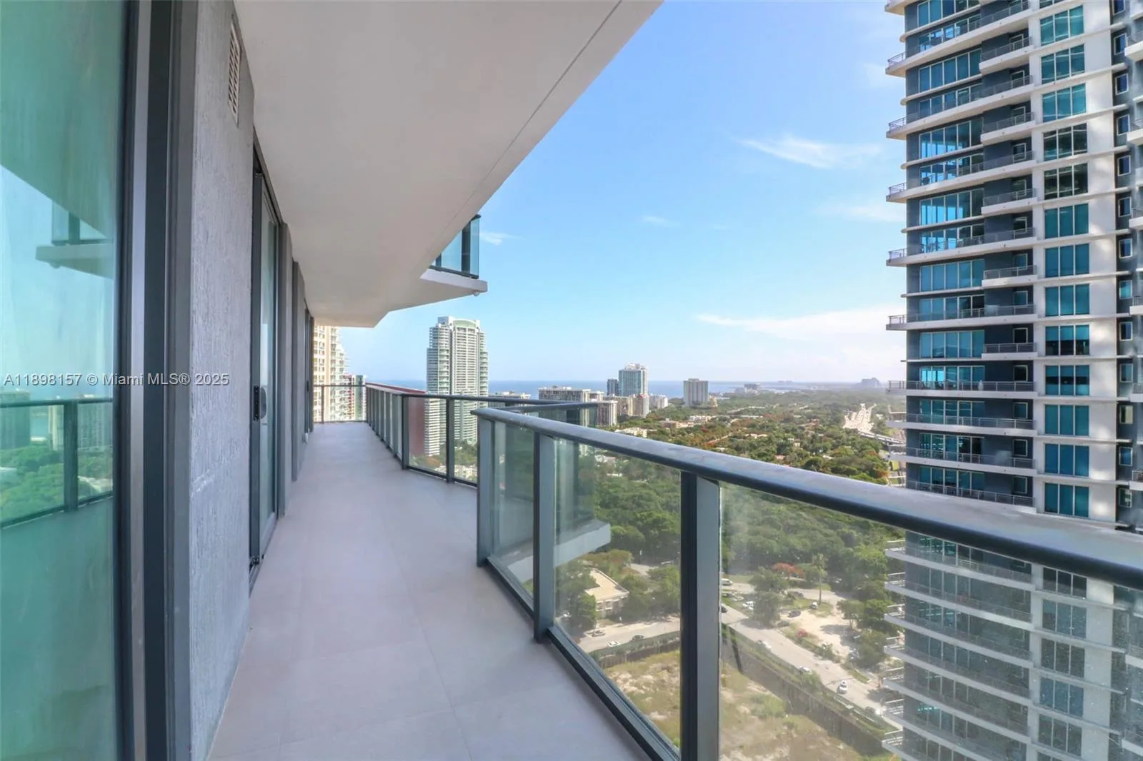 1300 S miami # 2706, Miami, FL 33130