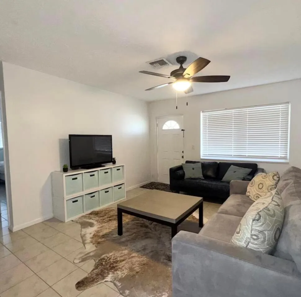 412 NE Eller Street, Deerfield Beach, FL 33441