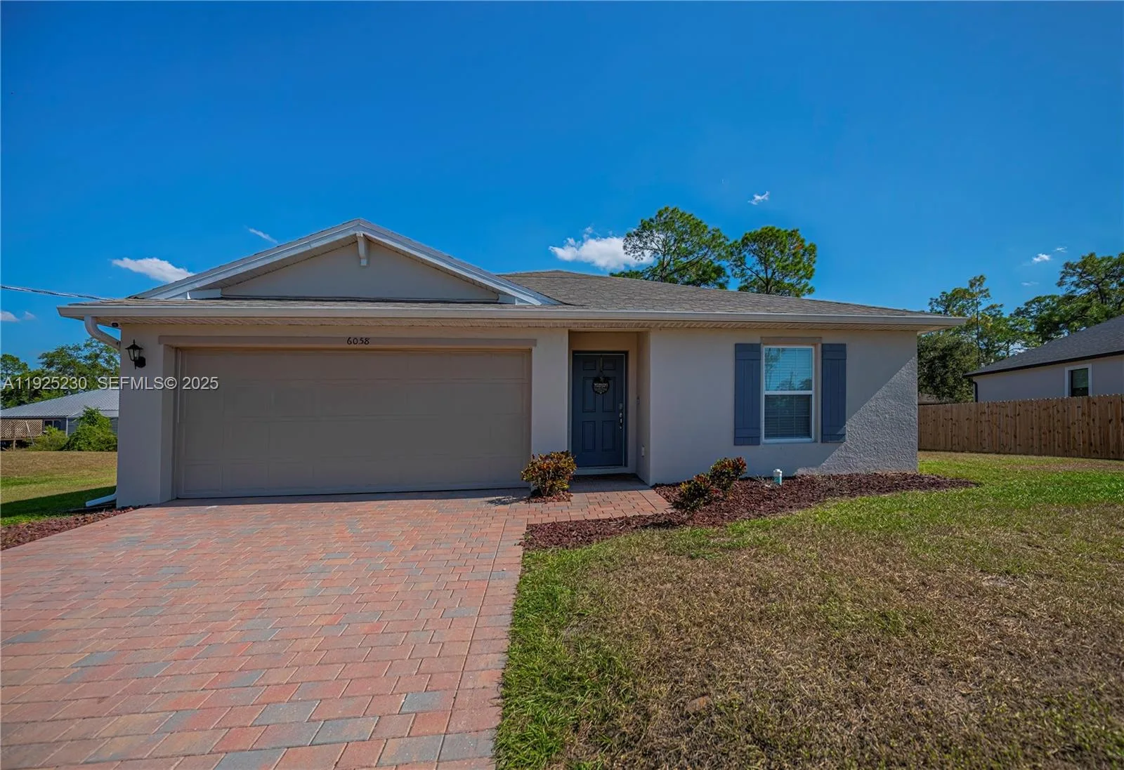 6058 S Moss Circle, La Belle, FL 33935 photo 10