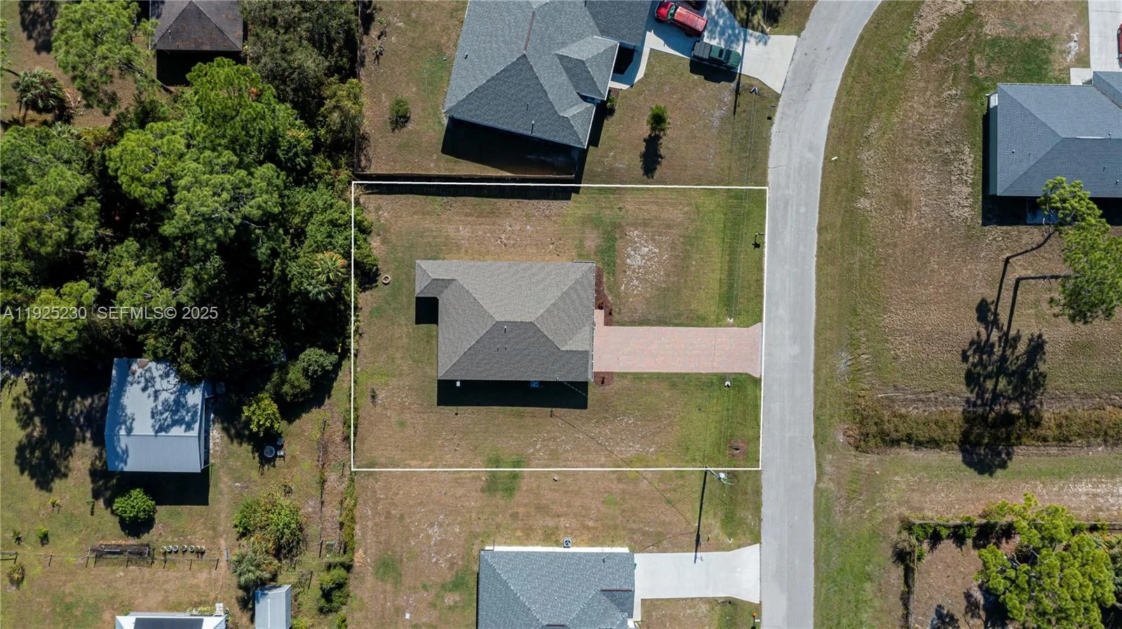 6058 S Moss Circle, La Belle, FL 33935 photo 6