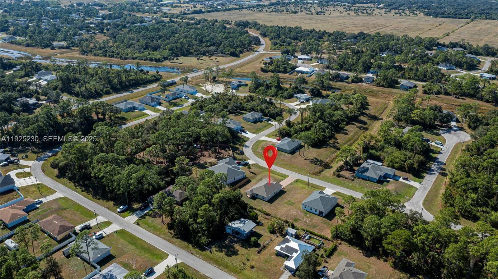 6058 S Moss Circle, La Belle, FL 33935 photo 7