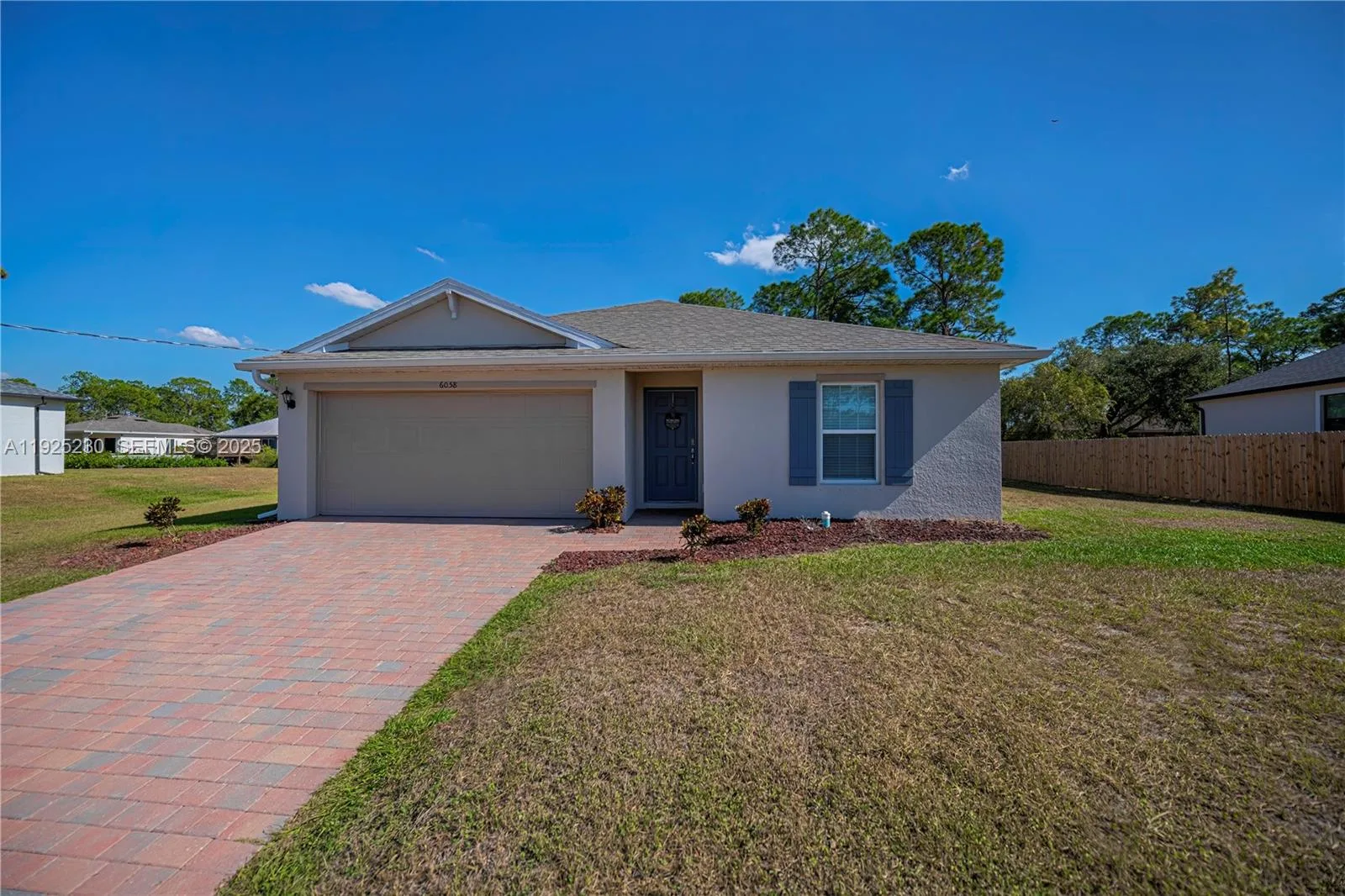 6058 S Moss Circle, La Belle, FL 33935 photo 9