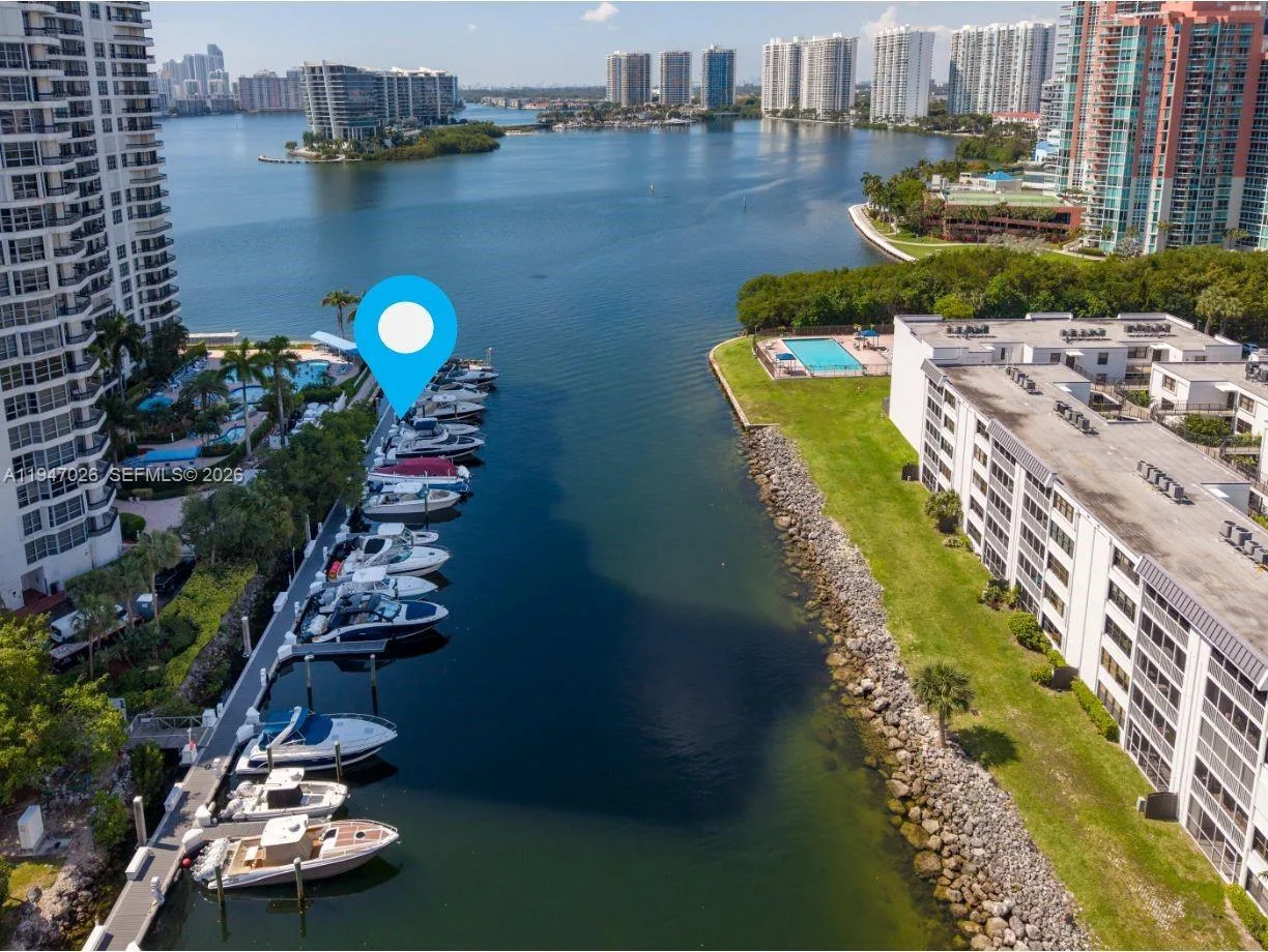 3575 Mystic Pointe Dr, Slip 7, Aventura, FL 33180 photo 2