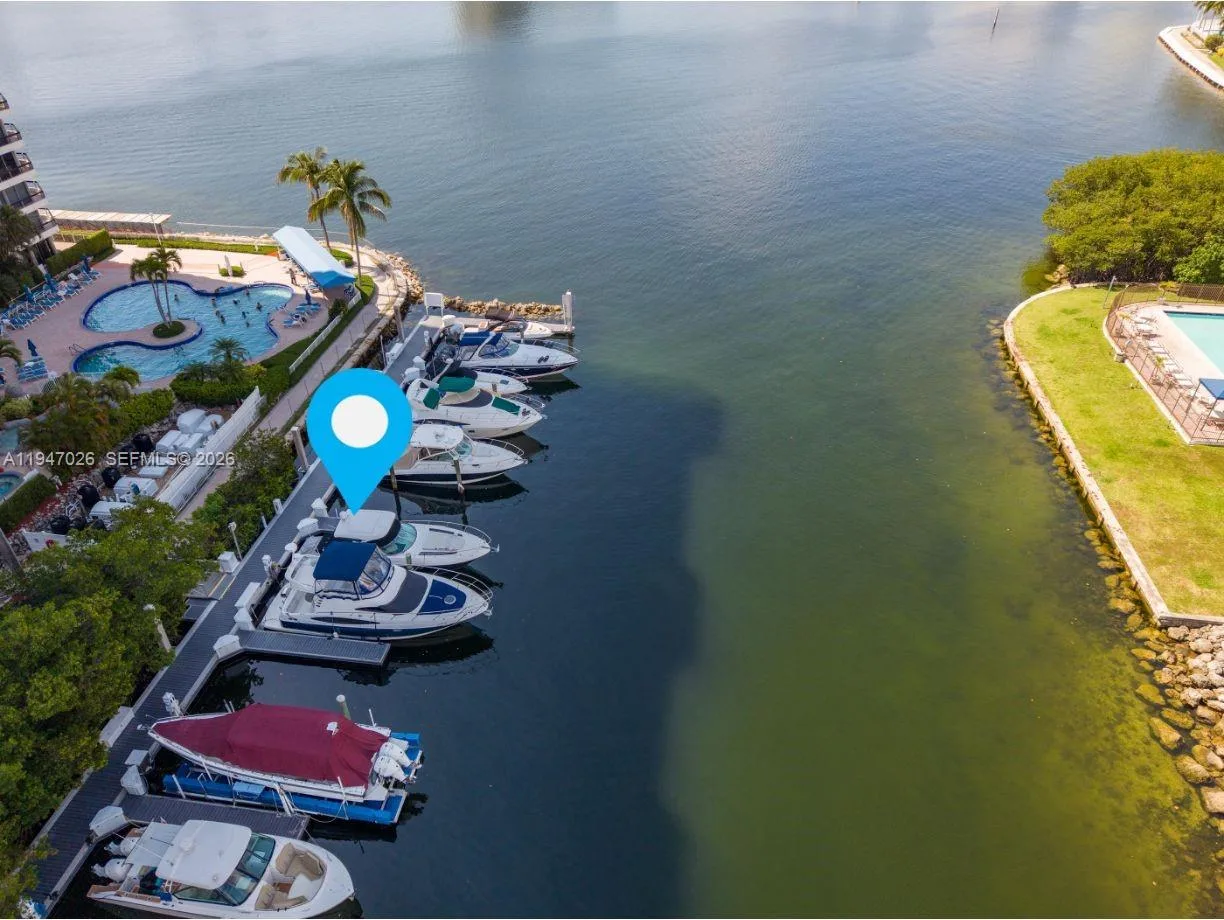 3575 Mystic Pointe Dr, Slip 7, Aventura, FL 33180 photo 3