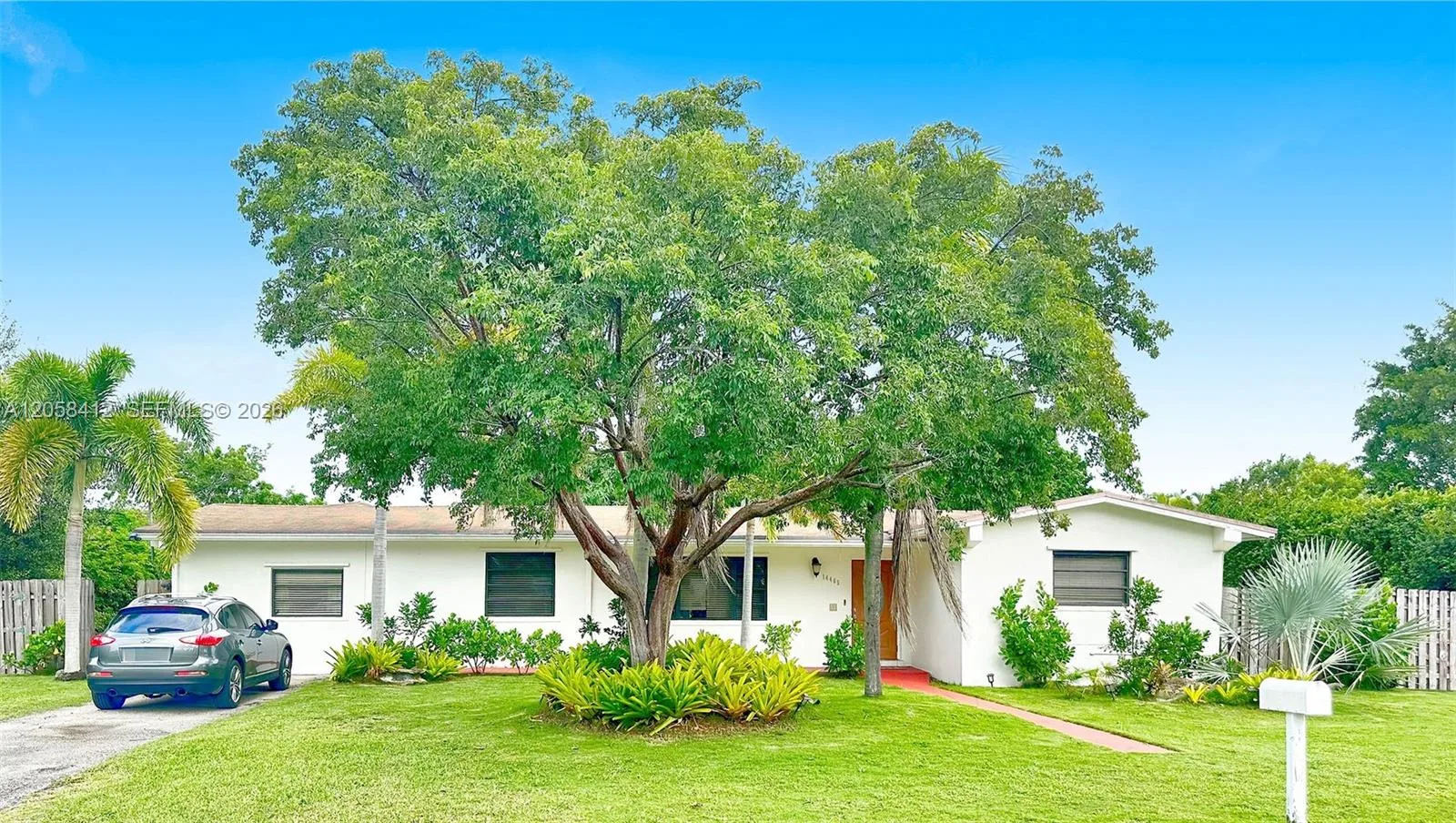 14465 SW 96th Ave # --, Miami, FL 33176