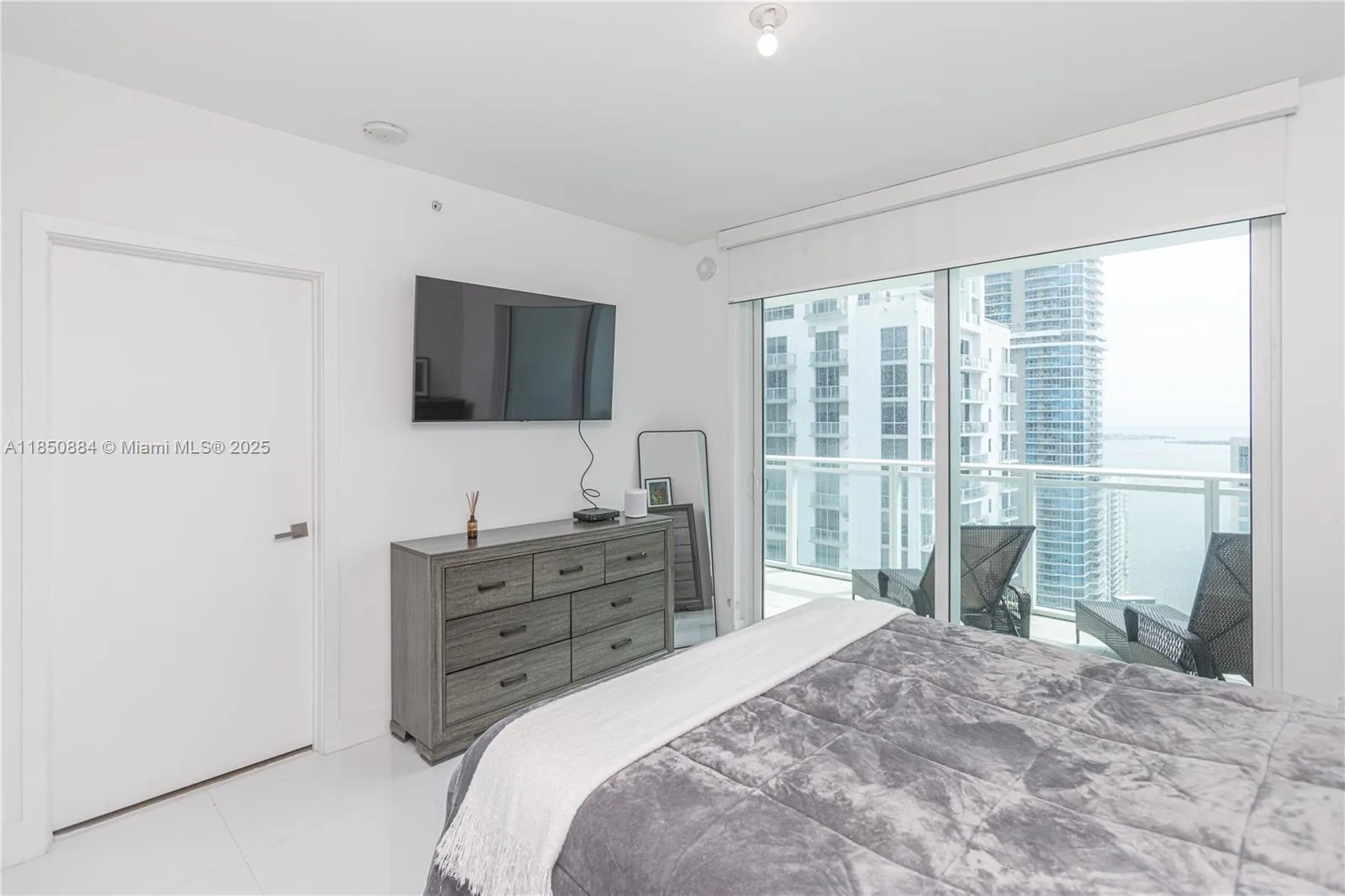 1080 Brickell # 3906, Miami, FL 33131 photo 12