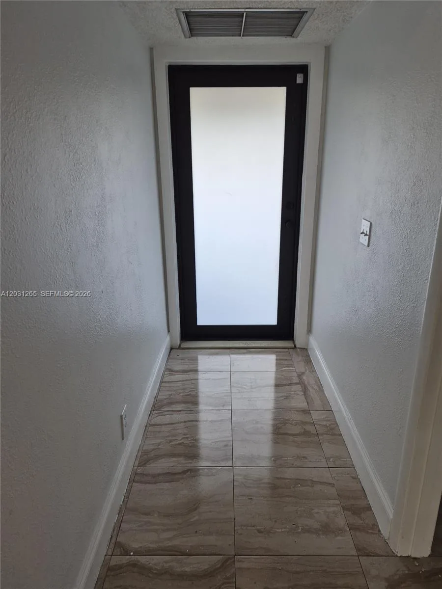 3035 NW 68th St # 12D, Fort Lauderdale, FL 33309 — zdjęcie 5