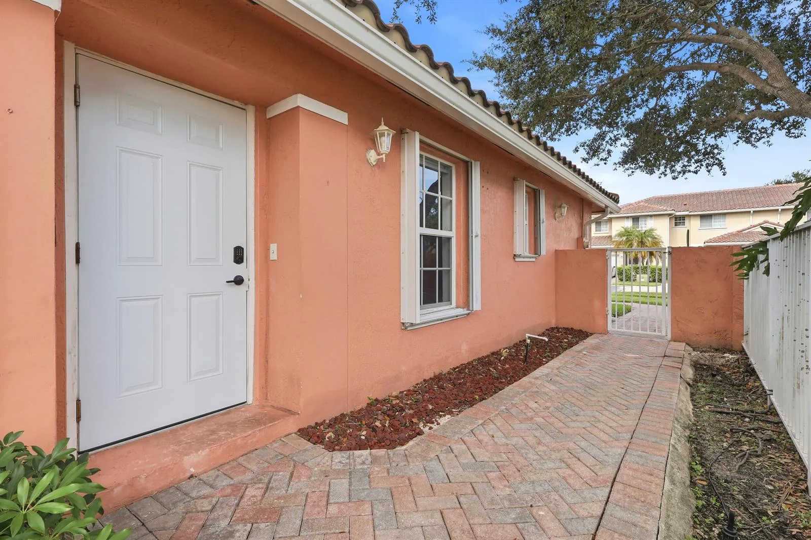 3990 NW 91ST Terrace, Sunrise, FL 33351 photo 5