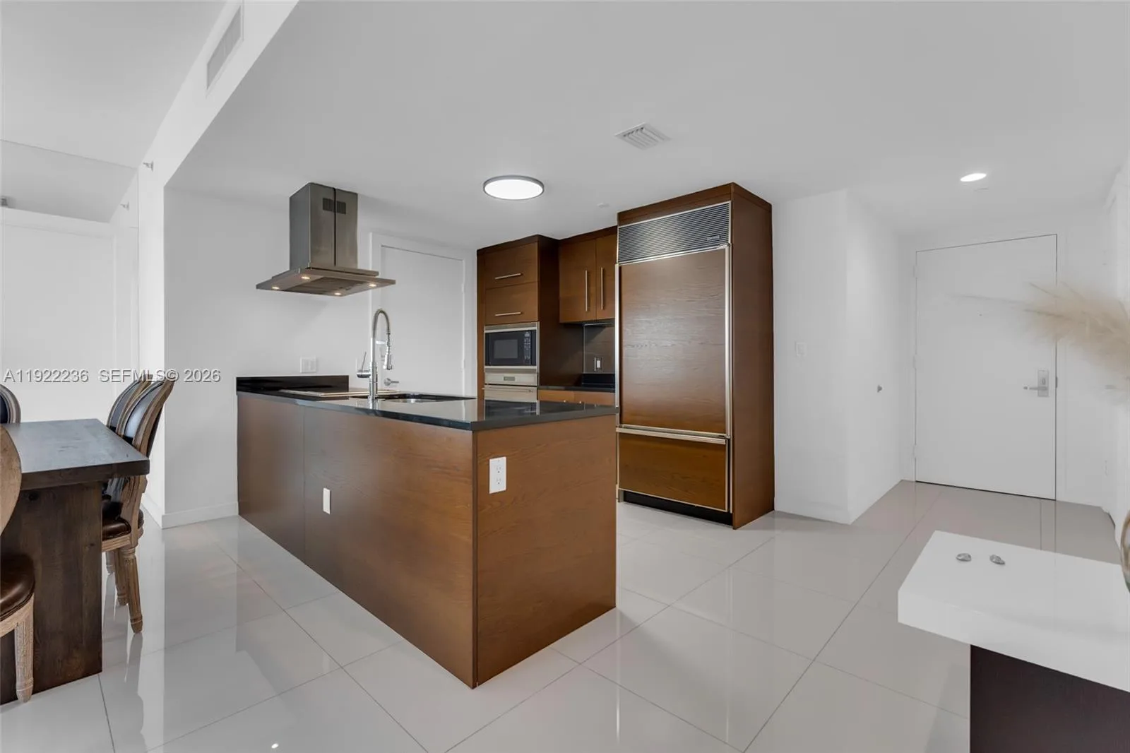 495 Brickell Ave # 3511, Miami, FL 33131 photo 11