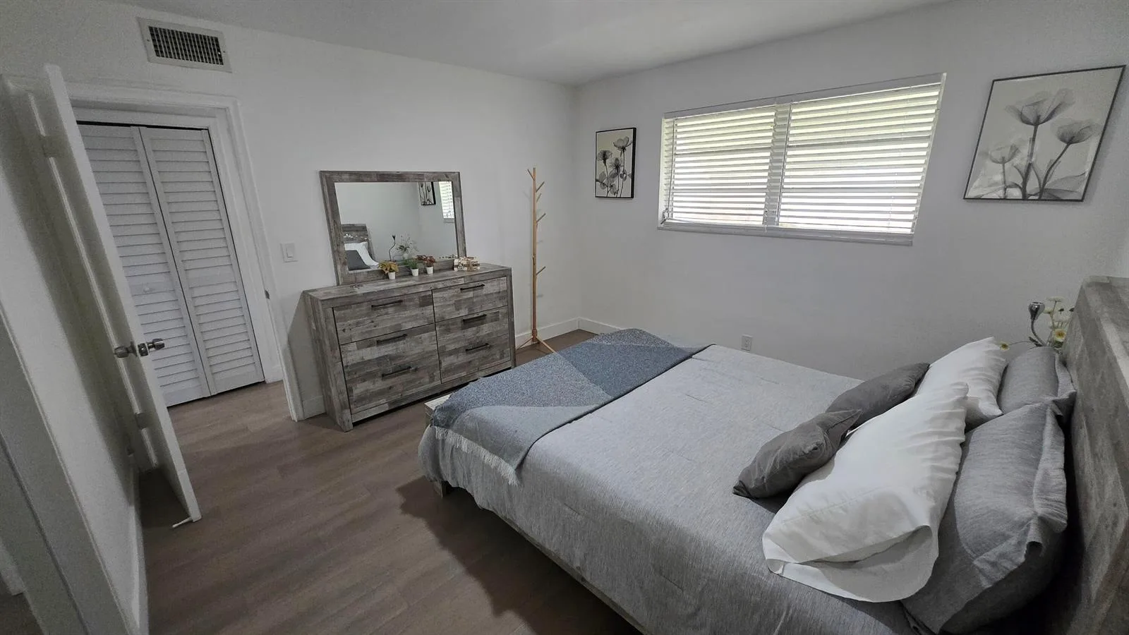 704 NE 8th Street # 10, Hallandale Beach, FL 33009 photo 6