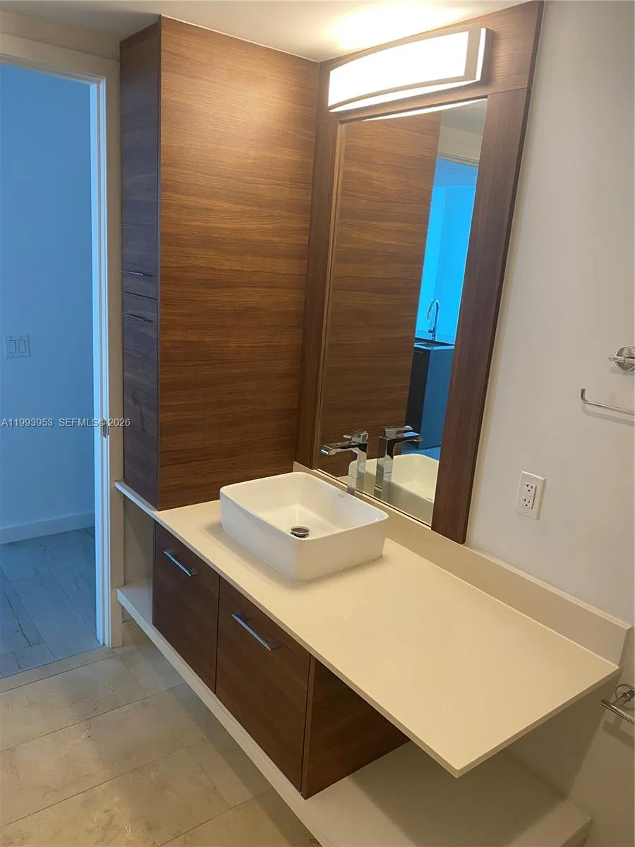 601 NE 27TH ST # 1107, Miami, FL 33137 photo 11