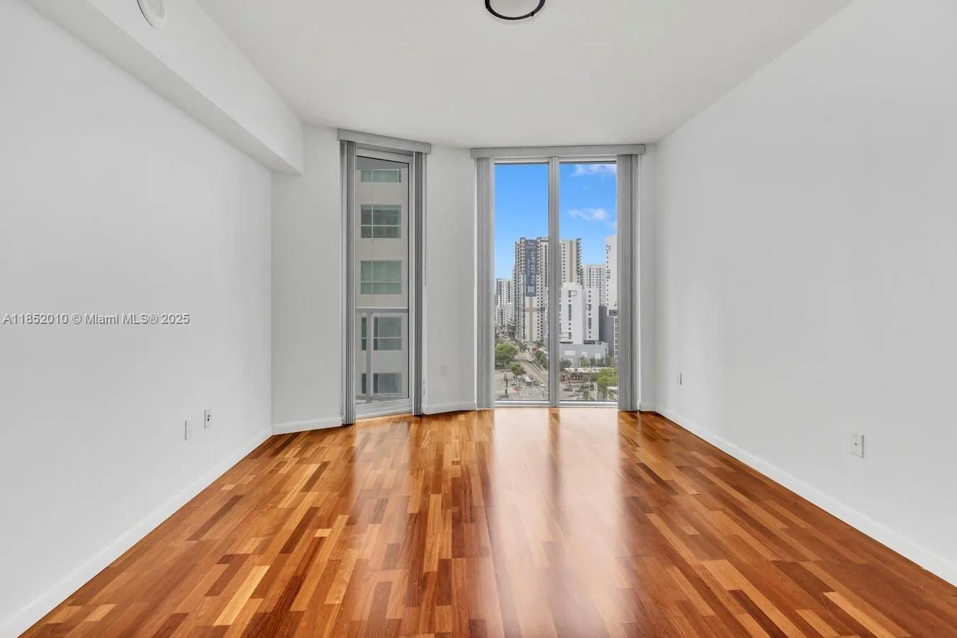 185 SW 7 ST # 1508, Miami, FL 33130 photo 10