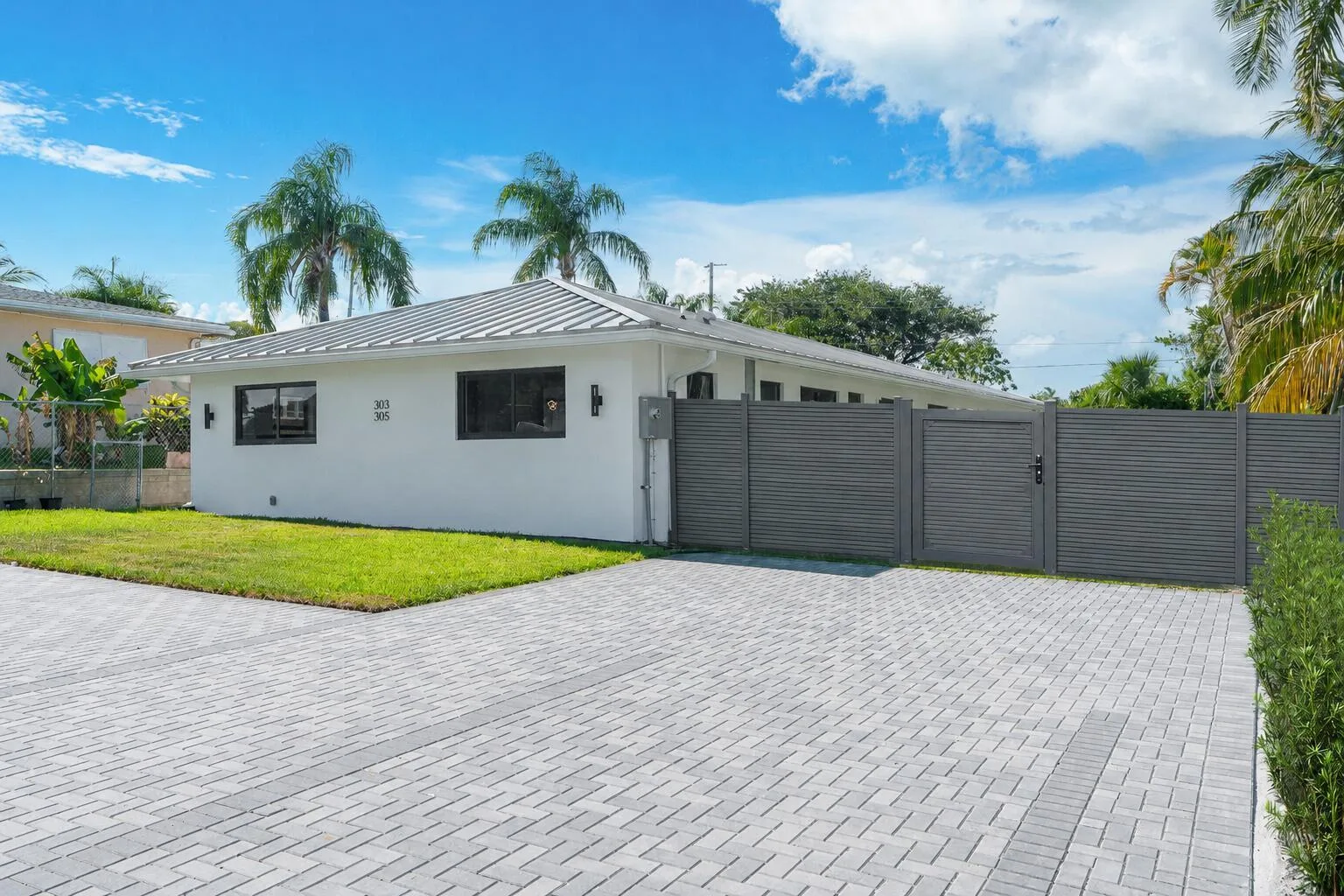 303 DE CARIE Street # 303, Delray Beach, FL 33444