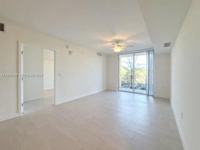 11239 NW 4th Ter # 204, Sweetwater, FL 33172