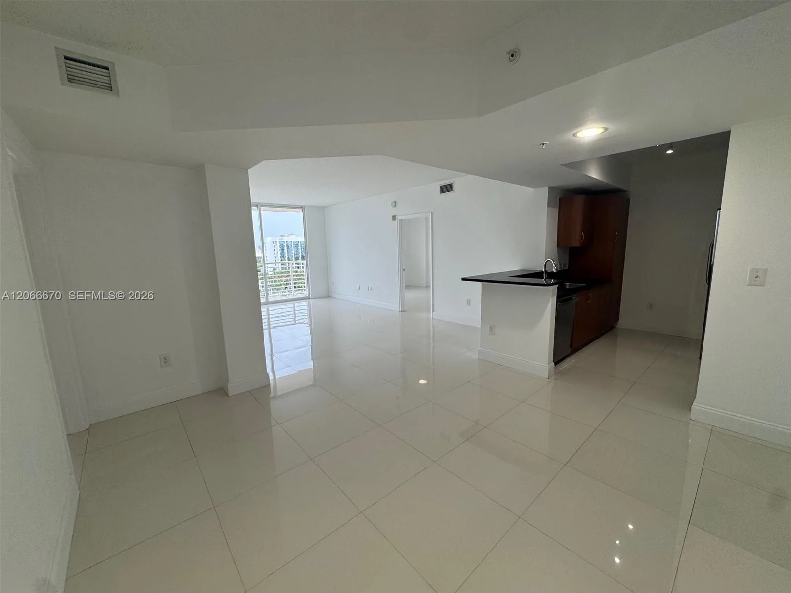 18800 NE 29 AV # 1005, Aventura, FL 33180 photo 2
