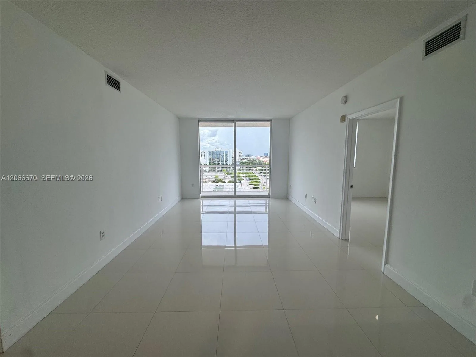 18800 NE 29 AV # 1005, Aventura, FL 33180 photo 4