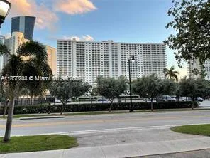 210 174th St # 1506, Sunny Isles Beach, FL 33160
