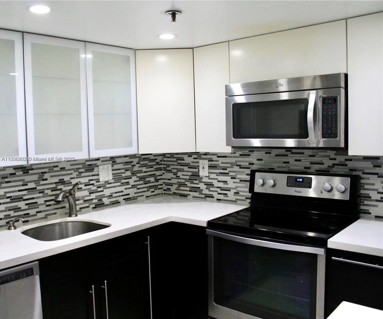 210 174th St # 1506, Sunny Isles Beach, FL 33160 photo 7