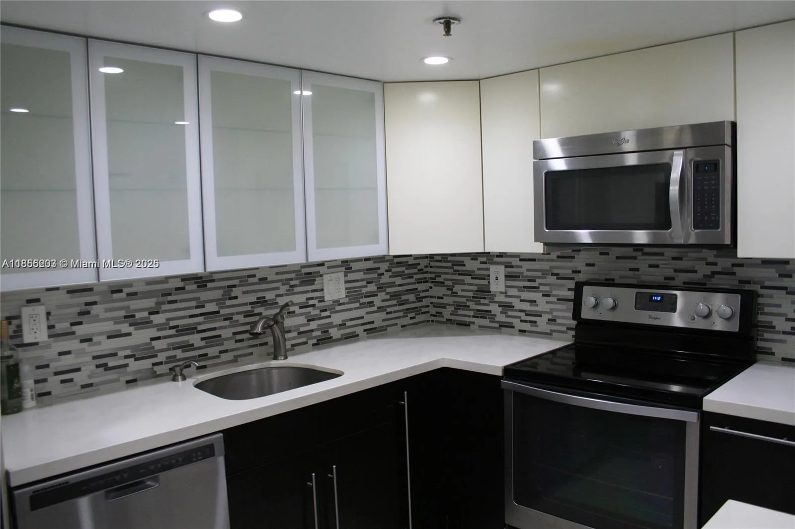 210 174th St # 1506, Sunny Isles Beach, FL 33160 photo 8