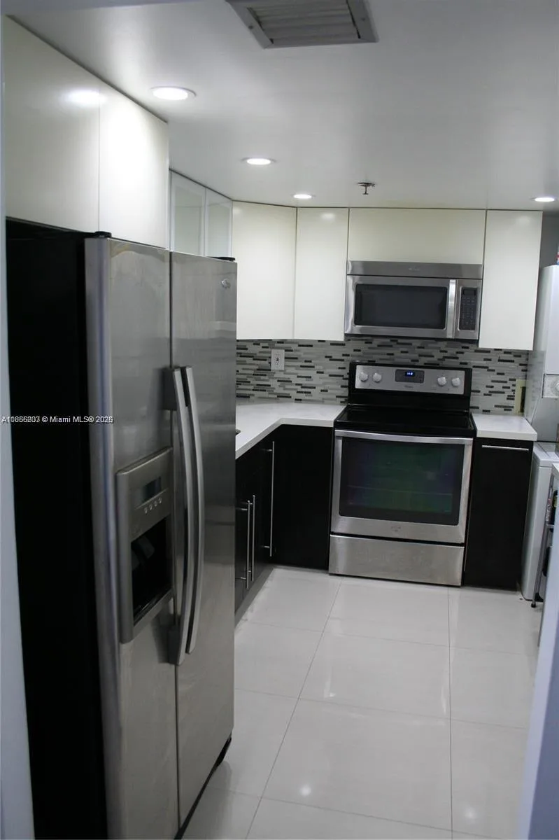 210 174th St # 1506, Sunny Isles Beach, FL 33160 photo 9