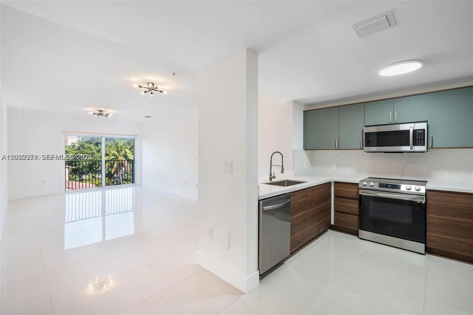 2280 SW 32nd Ave # 201, Miami, FL 33145 photo 10