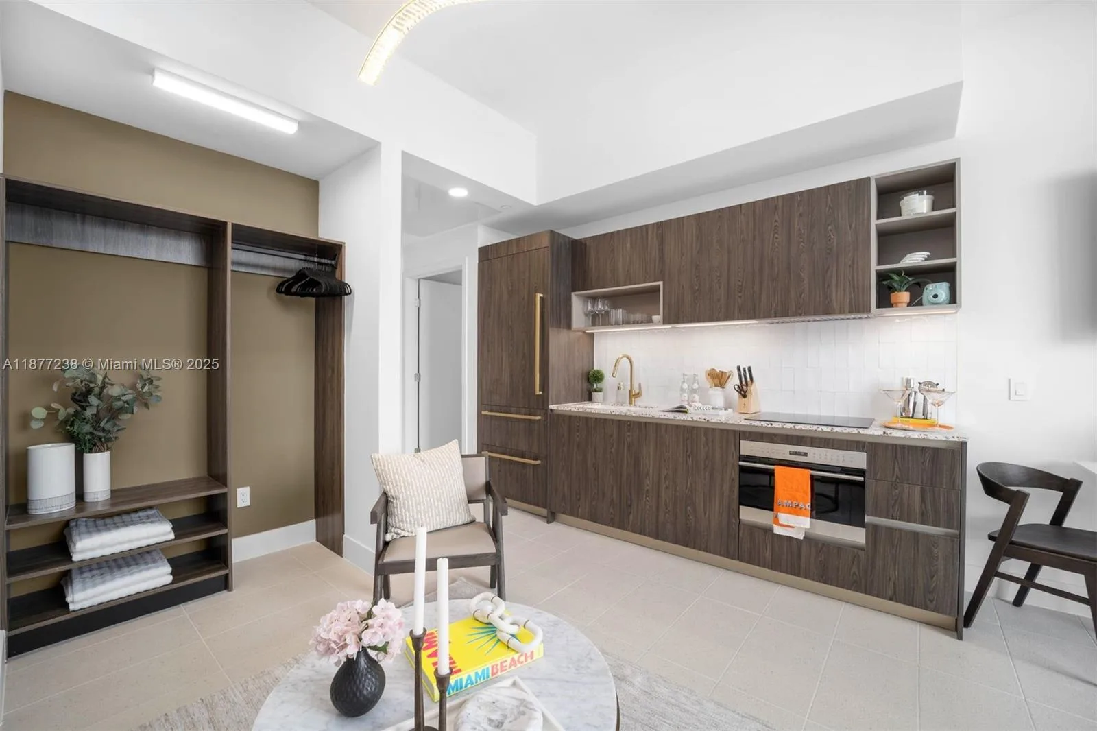 159 NE 6th St # 5112, Miami, FL 33132 photo 3