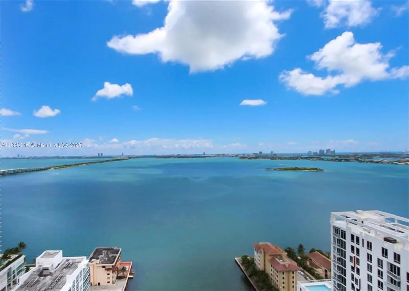 460 NE 28th St # 2903, Miami, FL 33137 photo 2