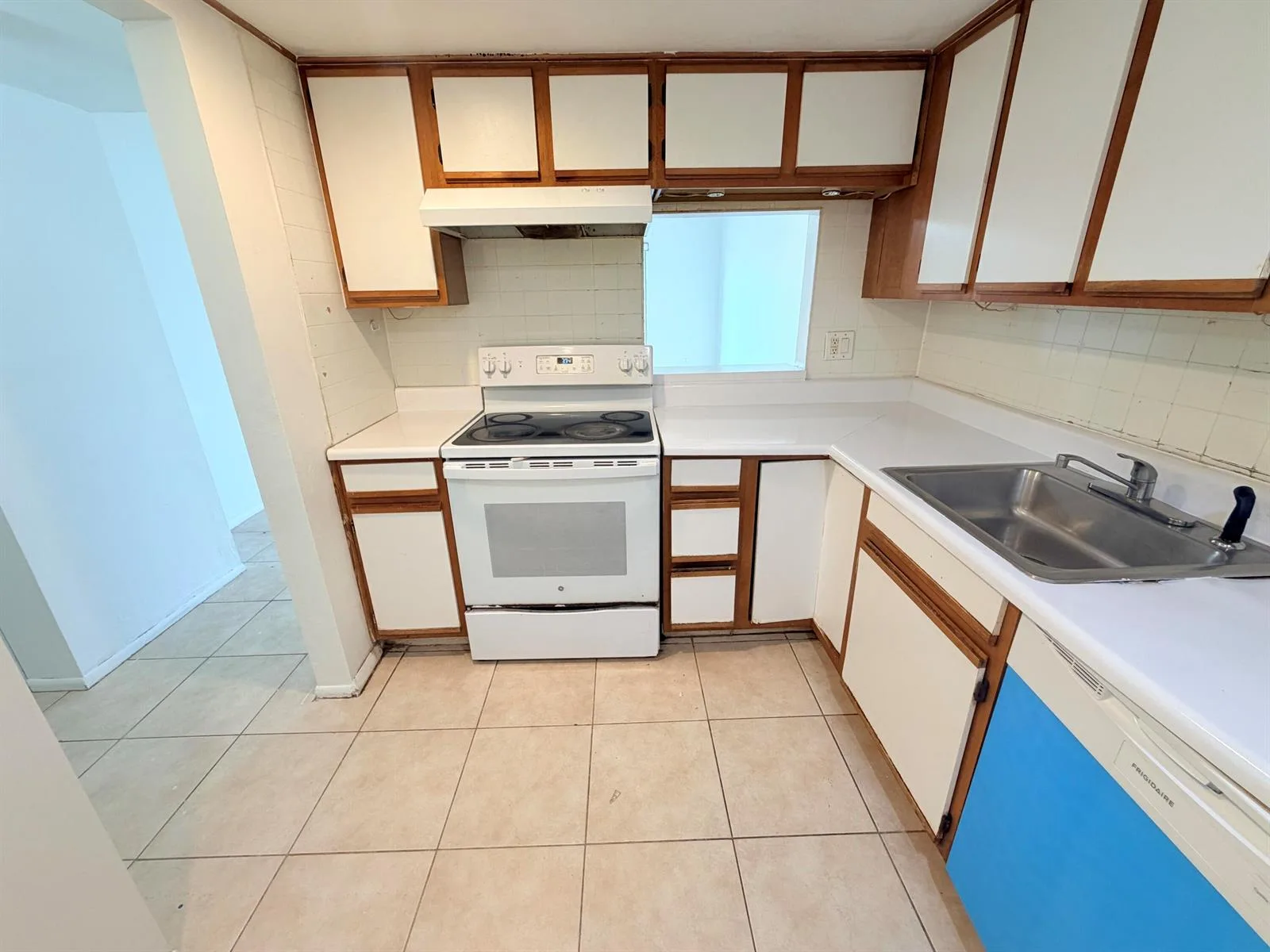 4304 NW 9TH Avenue # 3-3B, Deerfield Beach, FL 33064 photo 2