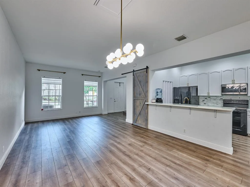 2401 NW 7TH Street, Boynton Beach, FL 33426