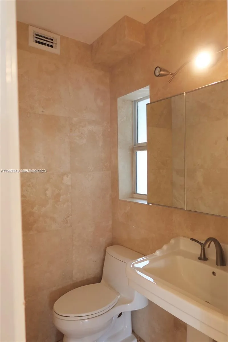 7312 Gary Ave # 7312, Miami Beach, FL 33141 photo 11