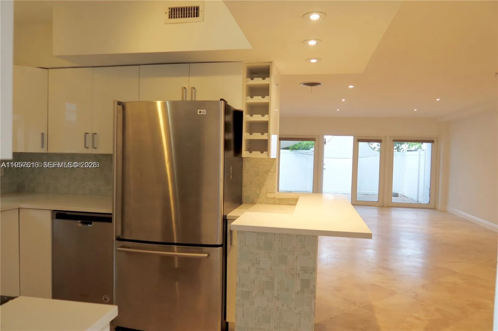 7312 Gary Ave # 7312, Miami Beach, FL 33141 photo 7