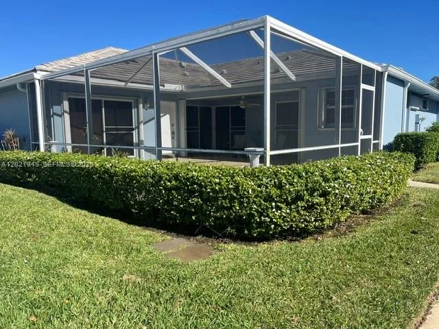 1215 NW Sun Terrace Cir, Port St. Lucie, FL 34986