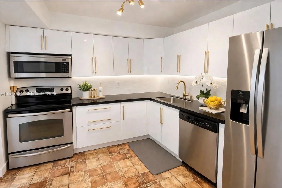 801 Three Islands Blvd # 411, Hallandale Beach, FL 33009 photo 5
