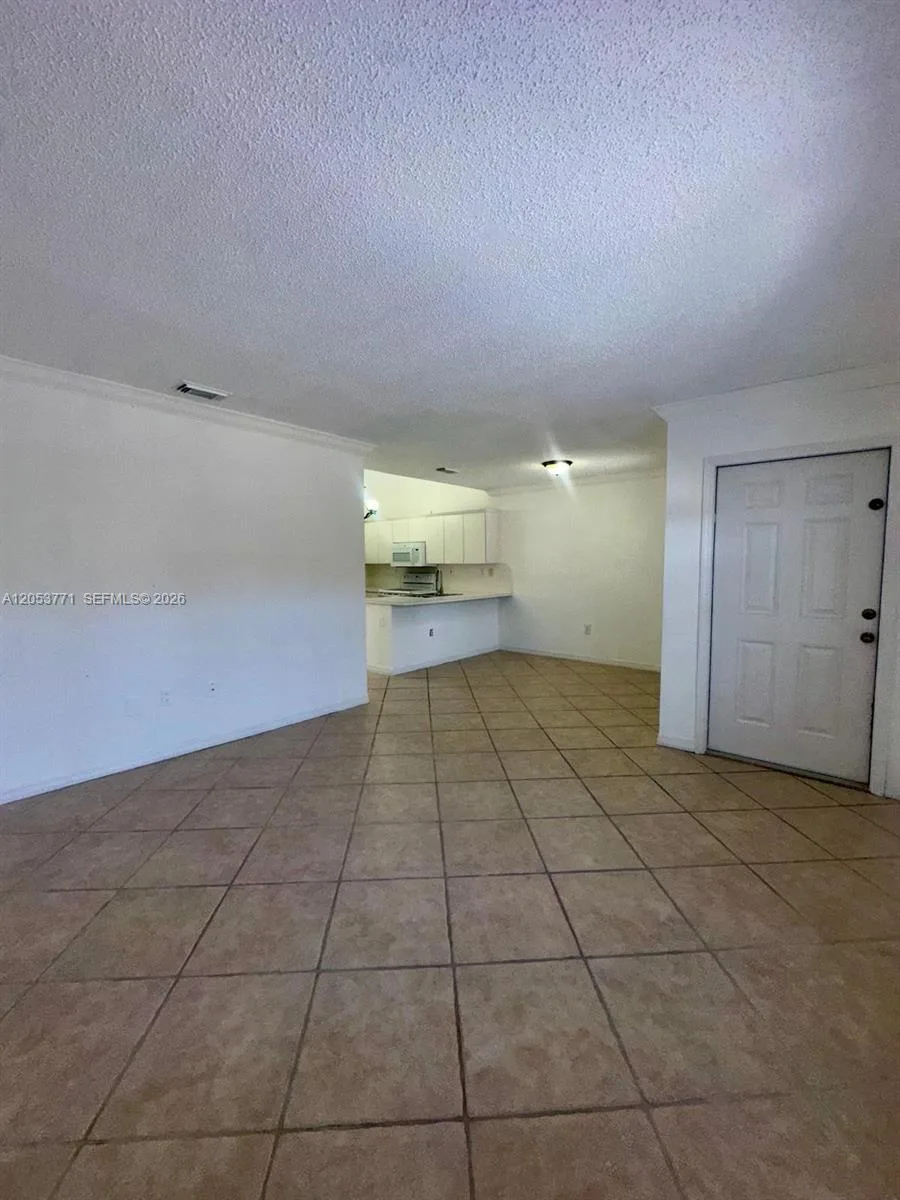 15334 SW 36th Ter # 15334, Miami, FL 33185 photo 3