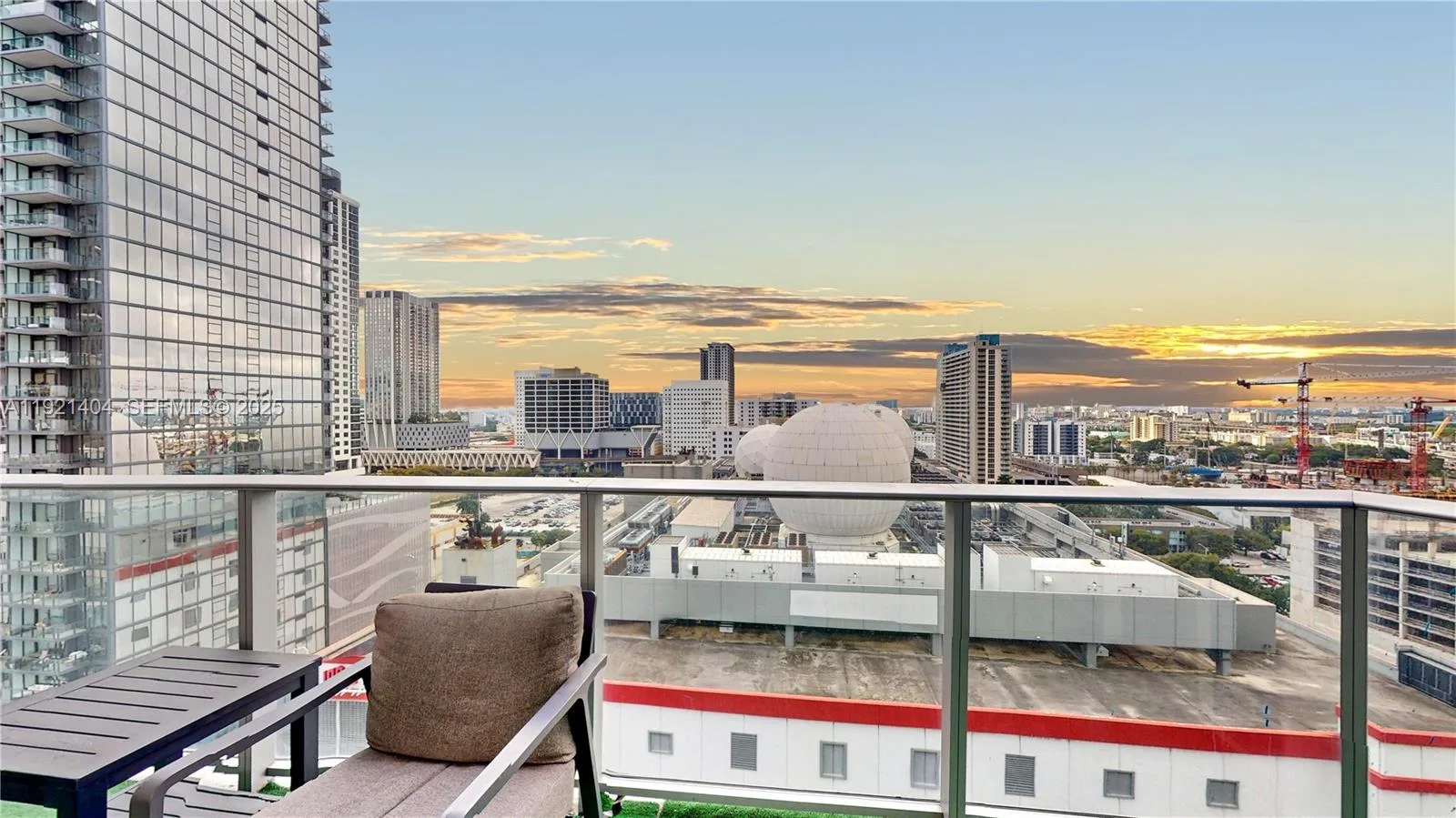 851 NE 1st Ave # 1508, Miami, FL 33132 photo 2