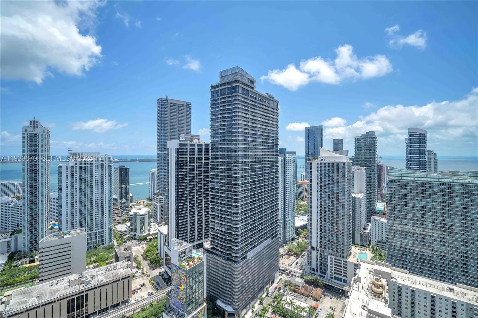 55 SW 9th St # 4403, Miami, FL 33130 photo 12