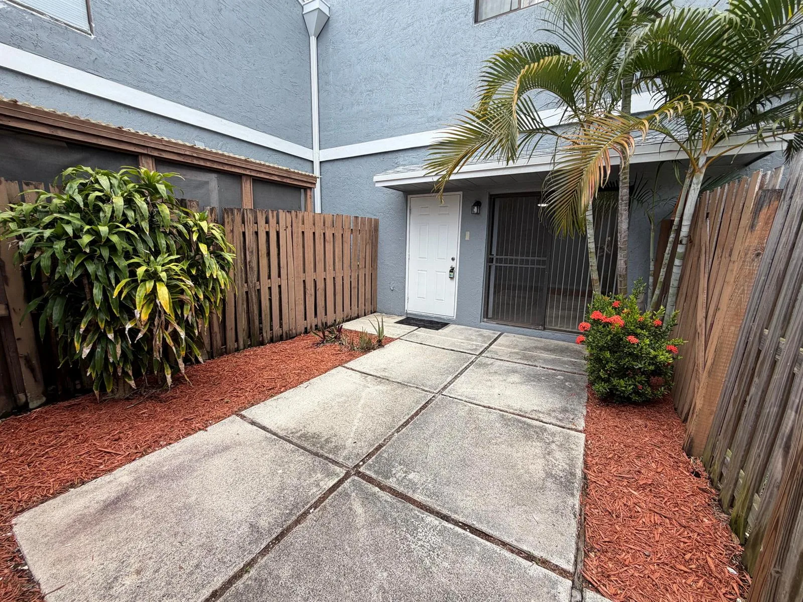 30 CROSSINGS Circle # A, Boynton Beach, FL 33435